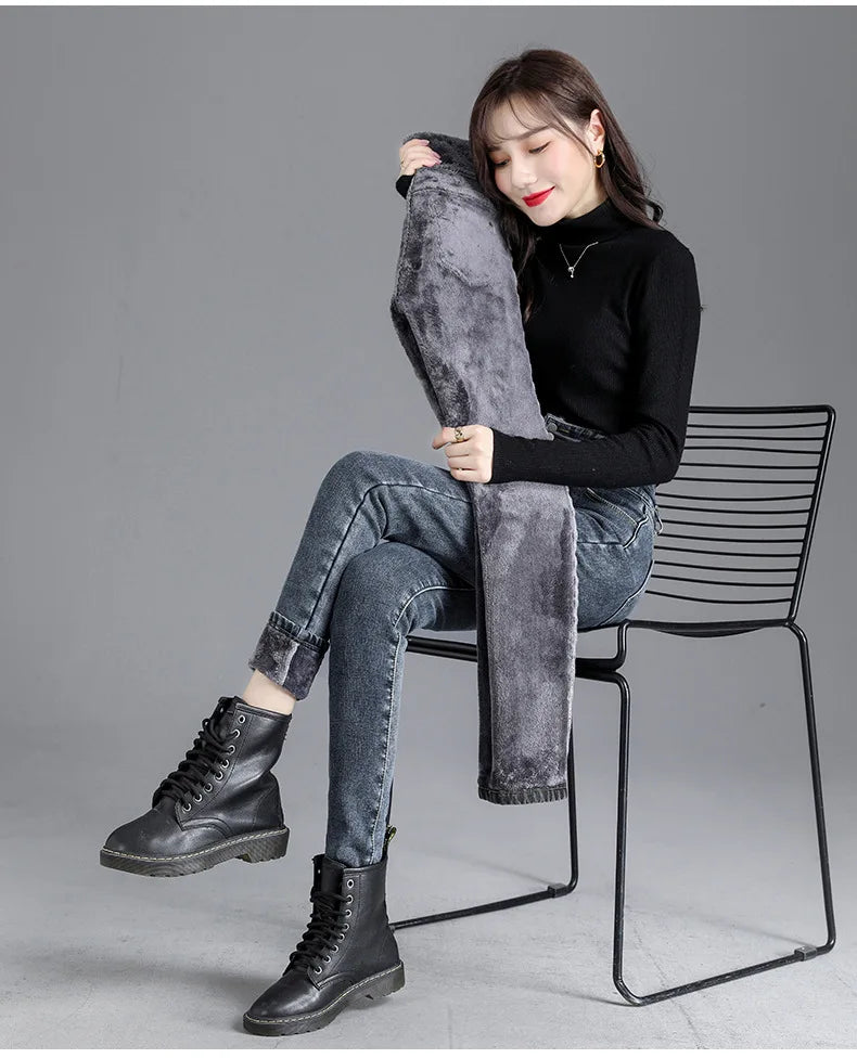 Thermal Winter Skinny Jeans – Thick Fleece, High Waist, Warm, Stretchy, Button Closure, Pencil Fit, Casual Mom Velvet Jeans