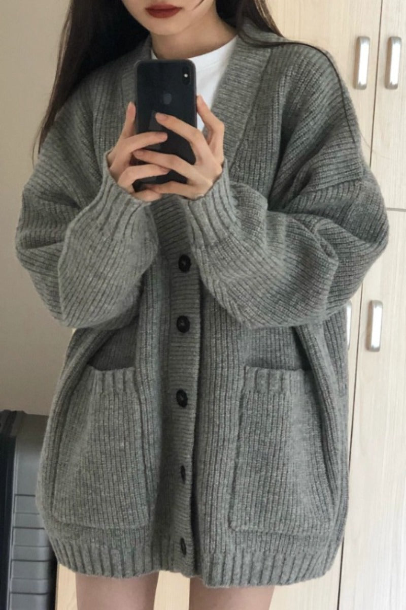 Women's Knitted Cardigan – V-Neck, Loose Fit, Long Sleeve, Casual Autumn Winter Jacket
