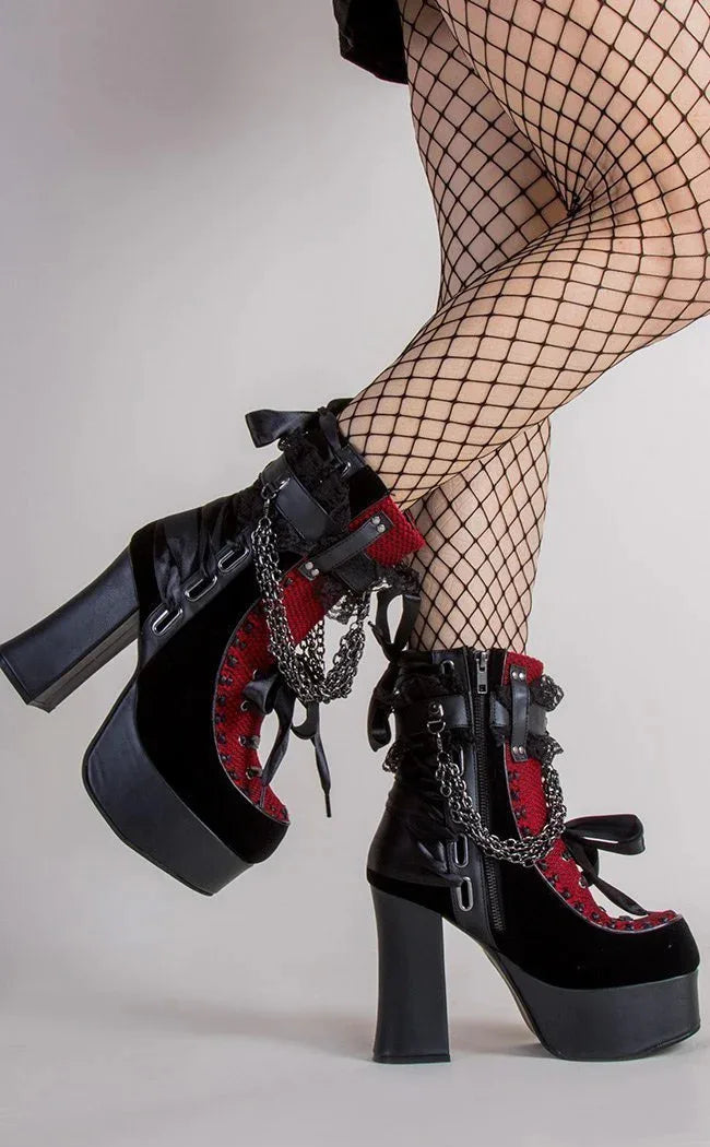 Gothic Style Chain Lace Up Bow Women Short Boots – Retro Round Toe, Square Heel, Chunky Platform Ankle Boots, Punk Ladies Party Shoes