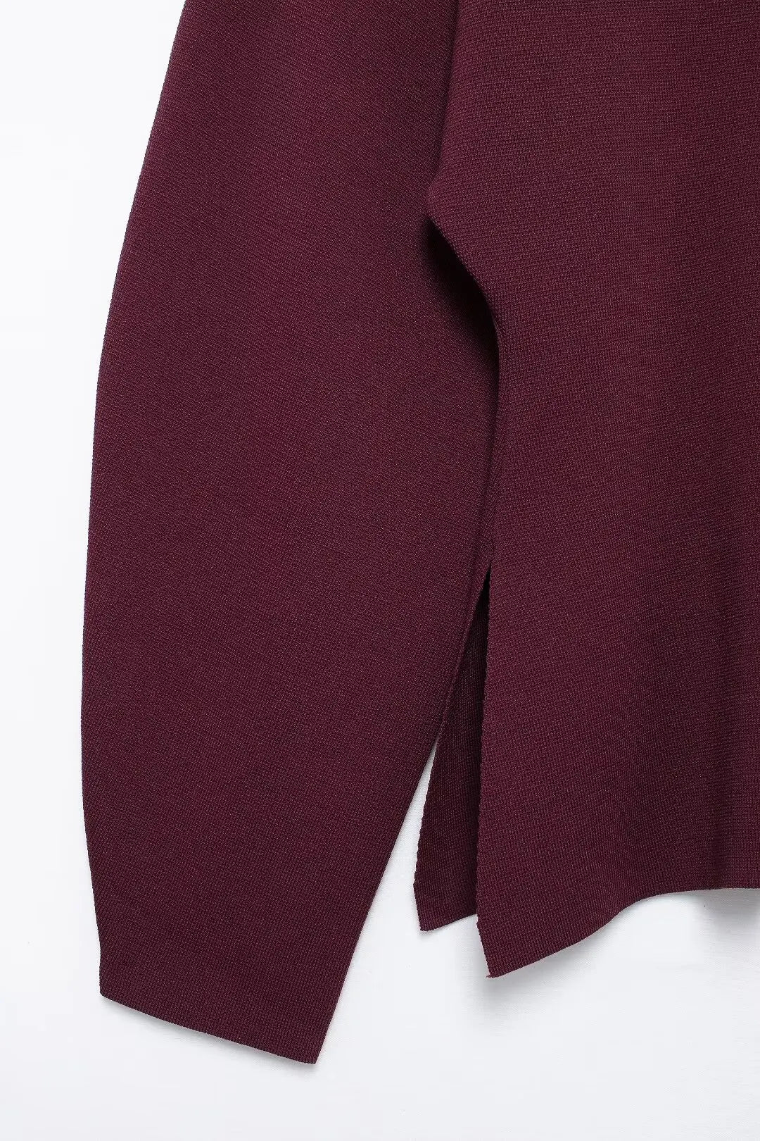 Elegant Knitted Cardigan – Burgundy Red, V-Neck, Slim Fit, Long Sleeve, Autumn Office Chic Outerwear