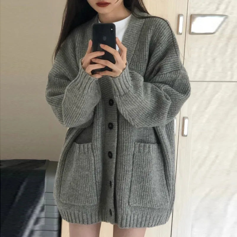 Women's Knitted Cardigan – V-Neck, Loose Fit, Long Sleeve, Casual Autumn Winter Jacket