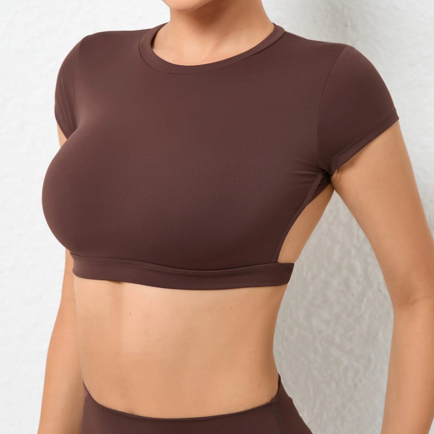 Breathable Backless Sports Crop Top – Women's Fitness & Yoga Workout Shirt