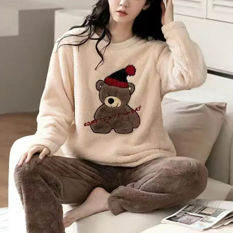 Thickened Warm Large Size Padded Fall and Winter Women's Pajamas – Top and Pants Set, Coral Velvet with Cartoon Bear, 2PCS/Set