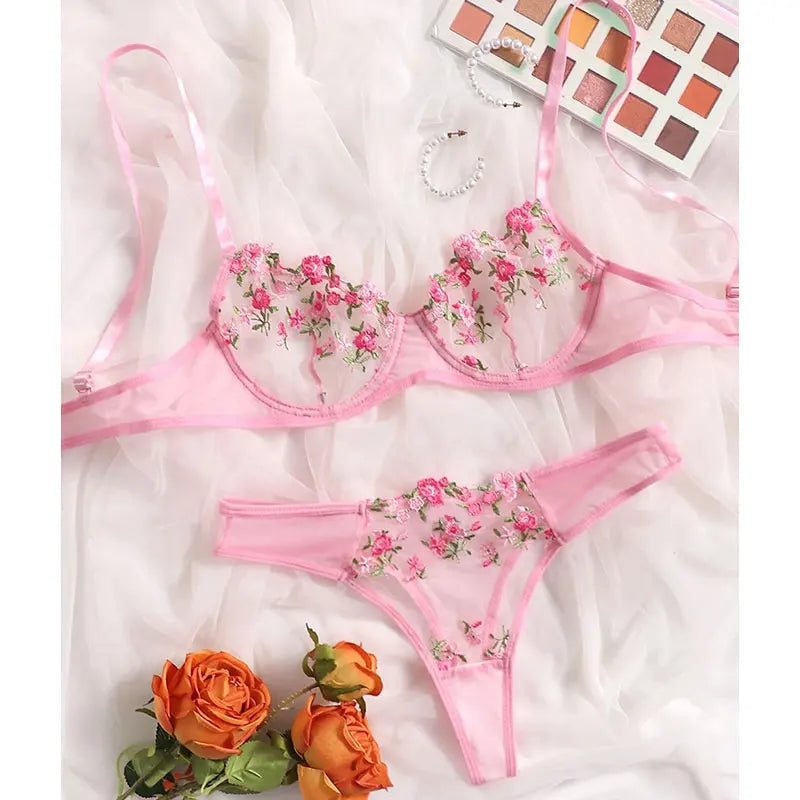 Round Up Night Sexy Lingerie Set – Women's 2-Piece Floral Embroidery, Erotic Underwear, Seductive Lenceria