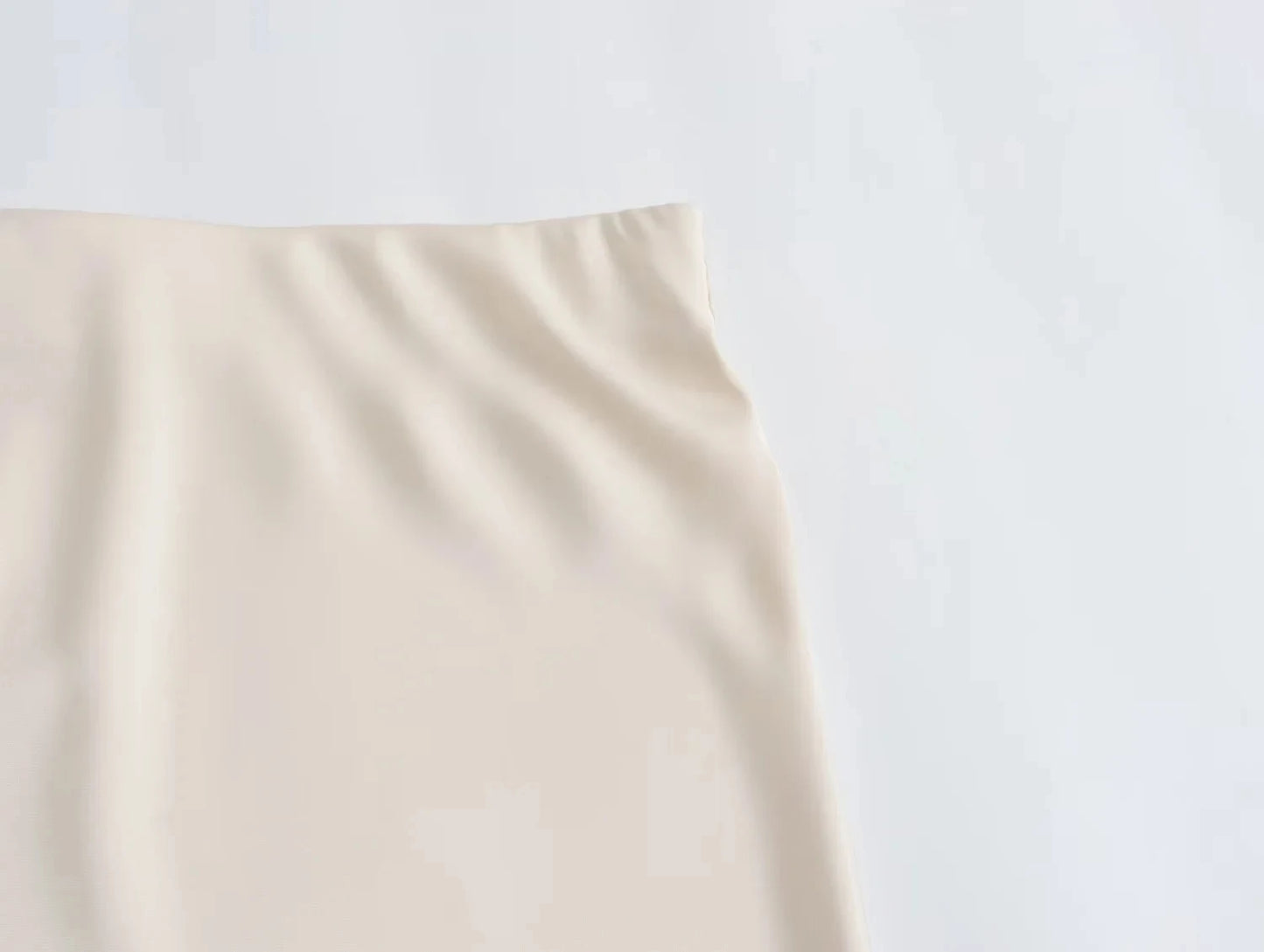 Women's Elegant Satin Skirt – Solid Color, Y2K Chic, High Waist, Slim Fit, Silk Texture, Tight Midi Skirt