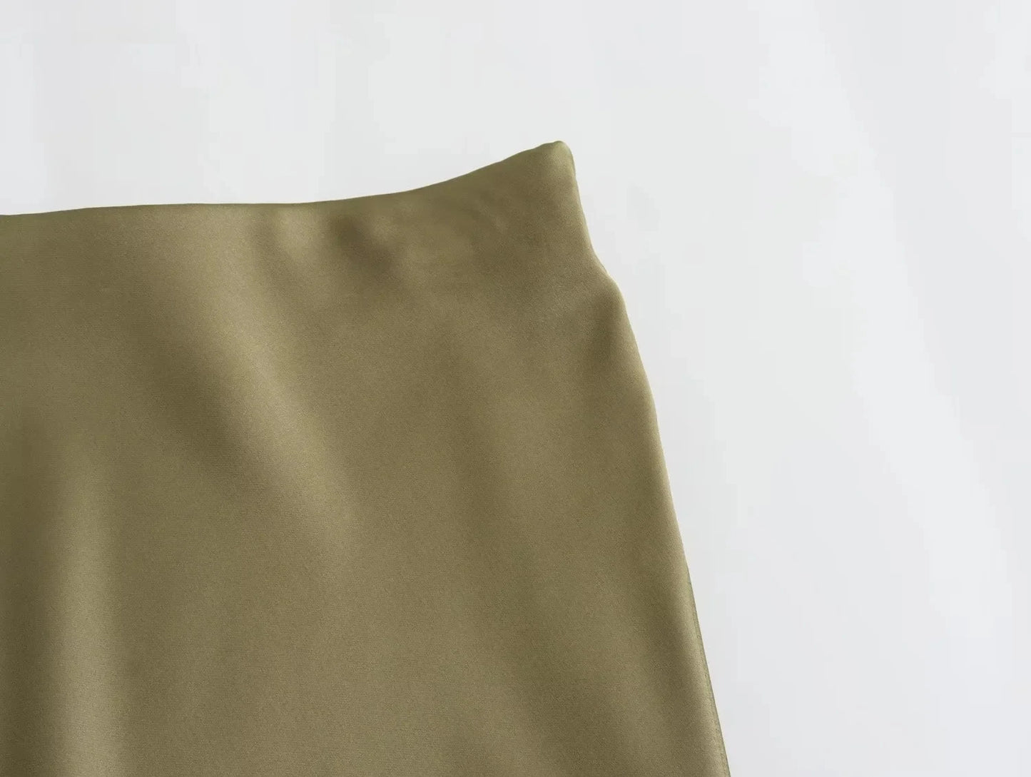 Women's Elegant Satin Skirt – Solid Color, Y2K Chic, High Waist, Slim Fit, Silk Texture, Tight Midi Skirt