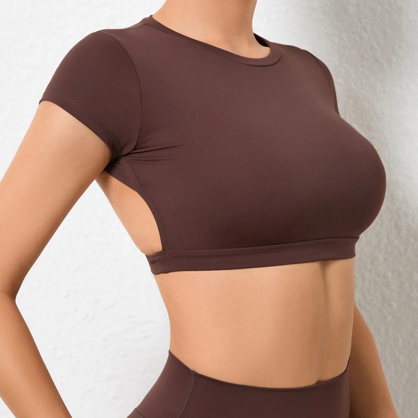 Breathable Backless Sports Crop Top – Women's Fitness & Yoga Workout Shirt