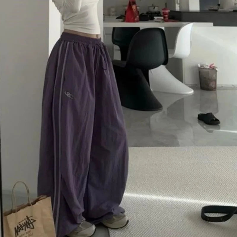 Oversized Hip Hop Baggy Pants – Fashionable, Striped Design, Pocket Detail, Elastic High Waist, Cargo Style, Streetwear, Loose Fit