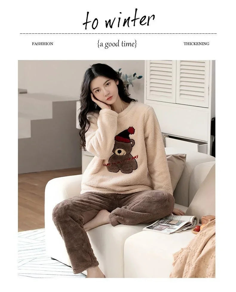Thickened Warm Large Size Padded Fall and Winter Women's Pajamas – Top and Pants Set, Coral Velvet with Cartoon Bear, 2PCS/Set