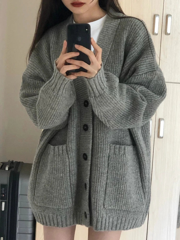 Women's Knitted Cardigan – V-Neck, Loose Fit, Long Sleeve, Casual Autumn Winter Jacket