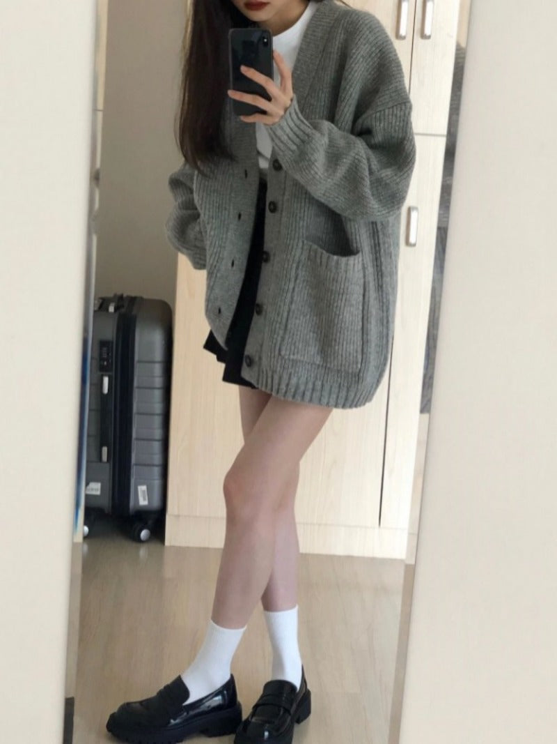Women's Knitted Cardigan – V-Neck, Loose Fit, Long Sleeve, Casual Autumn Winter Jacket