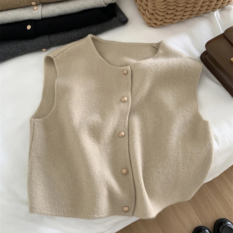 Korean Knitted Sleeveless Cardigan – Elegant, Slim Fit, Casual Fashion, Autumn Wear