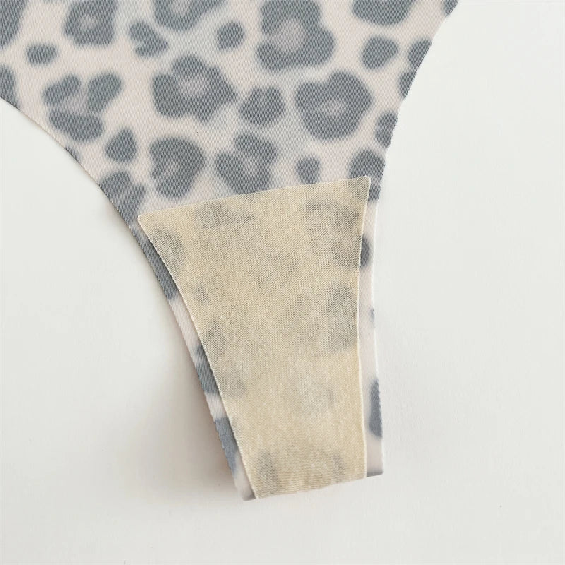 4PCS Ultra Soft Thong Panties – Sexy Graphic Print, Seamless, Stretch, Leopard G-String, Comfortable Lingerie