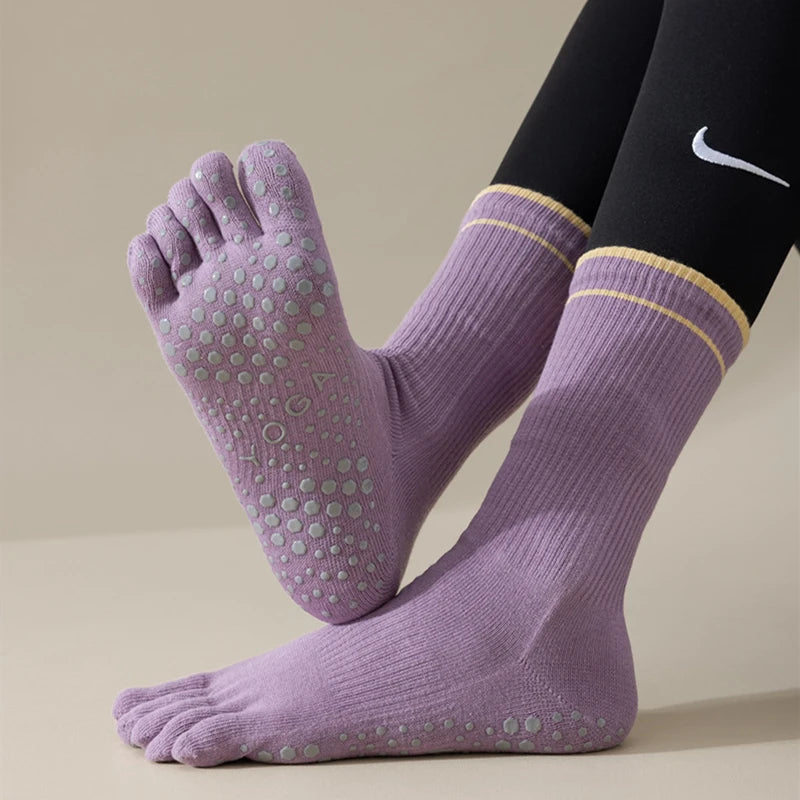 Five Toe Silicone Non-Slip Yoga Socks – Soft, Breathable, Ballet Dance, Fitness, Sports, Anti-Slip Pilates Socks for Ladies