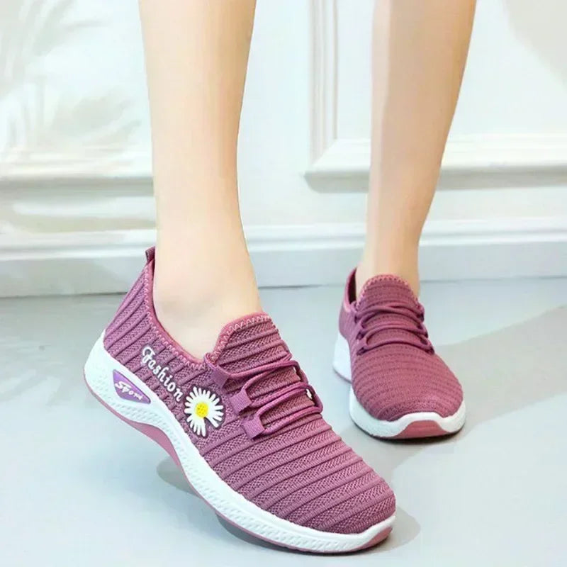 Fashionable Women's Sports Shoes – Thick, Breathable Mesh, Soft-Soled, Lightweight Casual, Trendy Coconut Shoes