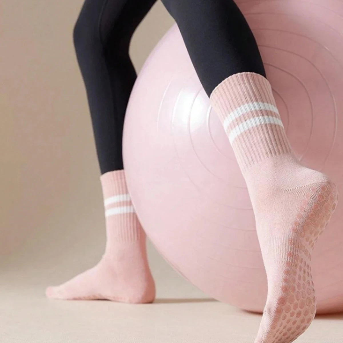 4 Pairs Yoga Socks – Medium Length, Pure Cotton, Anti-Slip Silicone, Indoor Fitness & Pilates Socks for Women