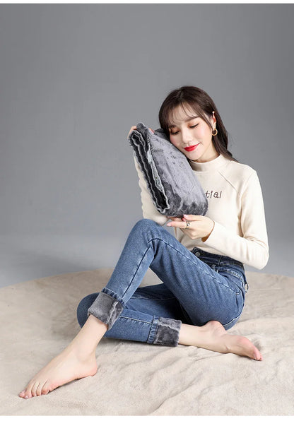 Thermal Winter Skinny Jeans – Thick Fleece, High Waist, Warm, Stretchy, Button Closure, Pencil Fit, Casual Mom Velvet Jeans
