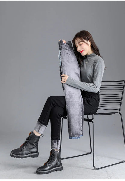 Thermal Winter Skinny Jeans – Thick Fleece, High Waist, Warm, Stretchy, Button Closure, Pencil Fit, Casual Mom Velvet Jeans