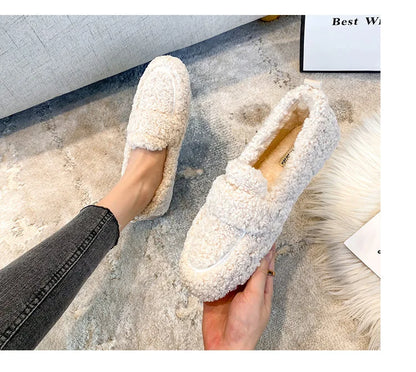 Warm Outdoor Shoes Plush Design British Style White Snow Boots Ladies' Casual Flats New Women's Winter