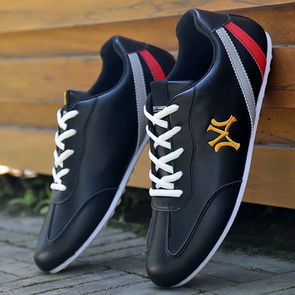 Casual Small Leather Shoes – Trendy and Versatile, Wear-Resistant Bean Shoes, Small White Shoes for Men, Spring and Autumn Men's Footwear