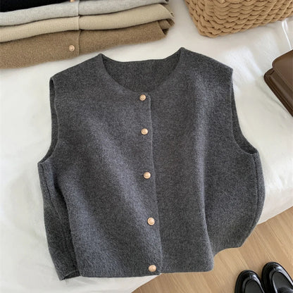 Korean Knitted Sleeveless Cardigan – Elegant, Slim Fit, Casual Fashion, Autumn Wear